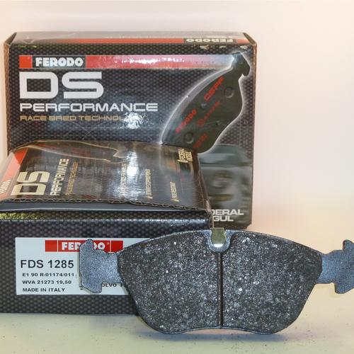 DS Performance Front Brake Pads Volvo 850 (LS) (2.3 T5-R) (from 1995 to 1996)