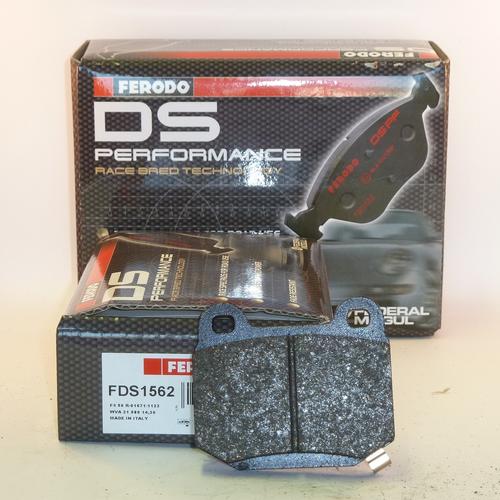 DS Performance Front Brake Pads Vauxhall VX220 (2.0 i Turbo) (from 2001 to 2005)