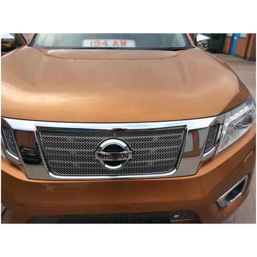 Upper Grille Set Nissan Navara NP300