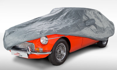 Outdoor cover on an MGB