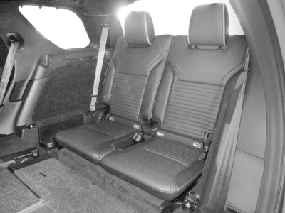 Discovery 3rd Row - Yes