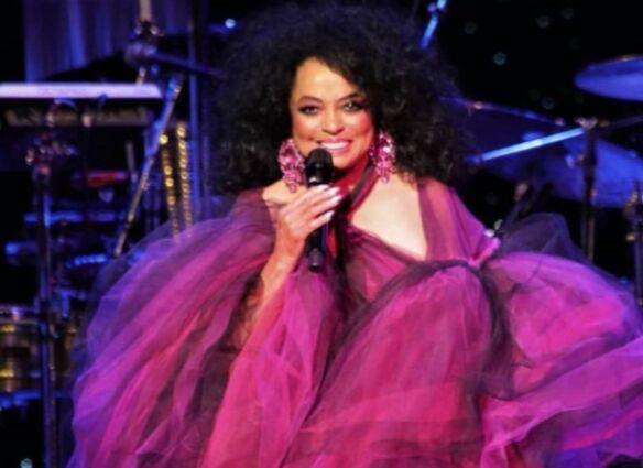 Diana Ross to play 'legends' slot at Glastonbury 2020