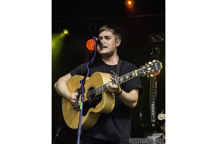 Jim Lockey and the Solemn Sun at 2000trees 2013