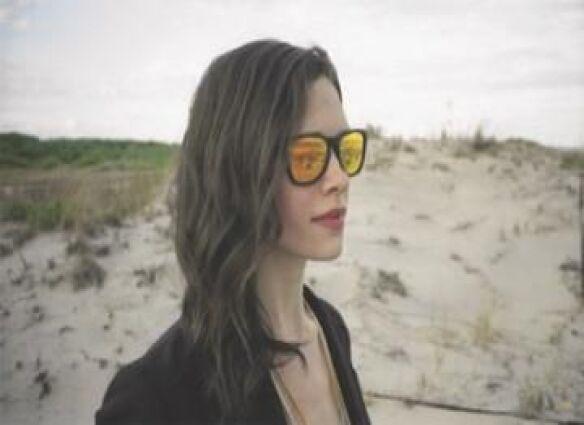 lia-glasses