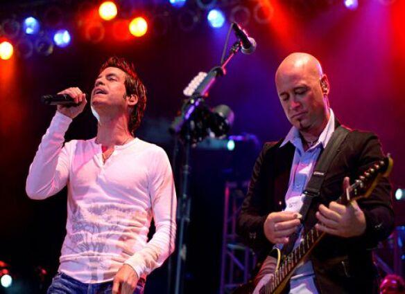 pav_train_band_clr