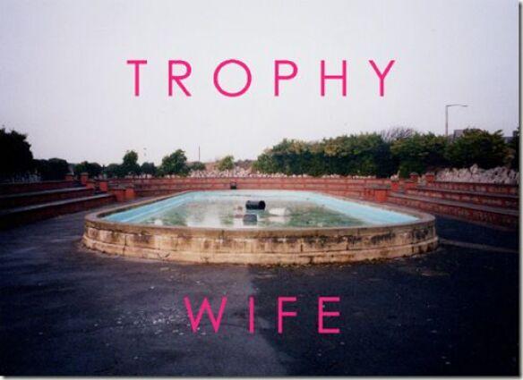 trophywife_thumb