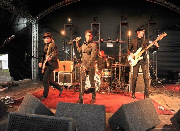 Vintage Trouble at Willowman Festival 2012