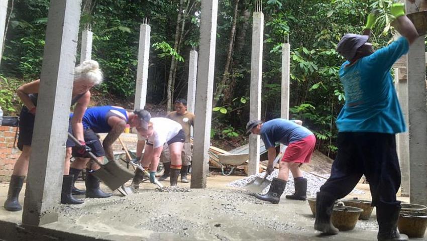 6 New Macaque Monkeys At Matang & A Chance To See Their New Home Volunteers Are Helping To Build!